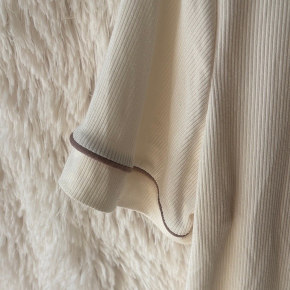 Nicole Miller Cream Ribbed Top - Picture 4 of 7